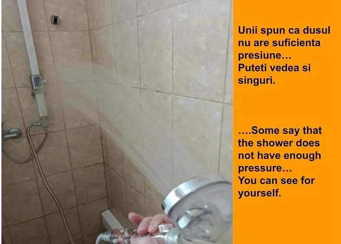 Florentin Bai Comune Acces Bucatarie Cheap Private Shared Bathrooms Kittchen Laundry Machine Access Netflix